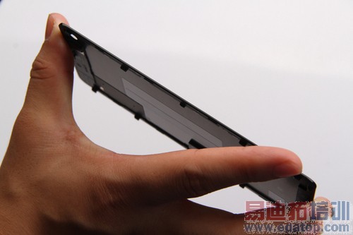 人艰也拆!锤子/荣耀6/米4彻底拆机评测 结果令人震惊