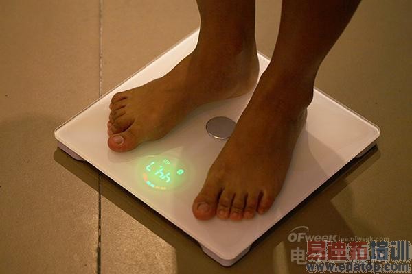 卡哇伊智能体重计 Yolanda人体成分称体验评测
