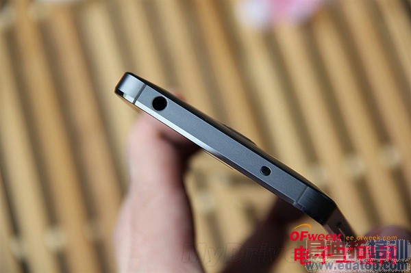 ���ռ��Ծ���С��4�Ա���ҫ6����ͼ��