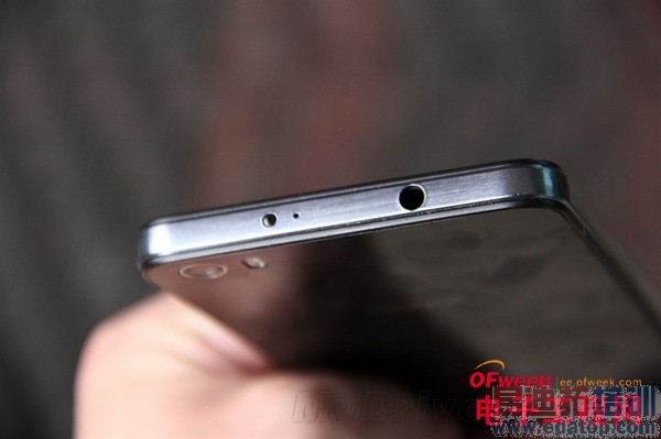 ���ռ��Ծ���С��4�Ա���ҫ6����ͼ��