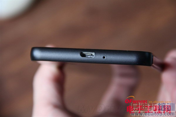 ���ռ��Ծ���С��4�Ա���ҫ6����ͼ��