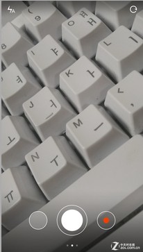 ����˫��PKս:��ΪEMUI3.0��սMIUI6