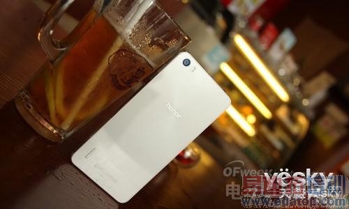 国产知名智能手机小米4/荣耀6等集中营(多图)