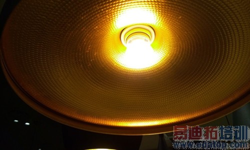 �������죡 ����MX4��׼����ʽ���⣺iphone6��ν��У�