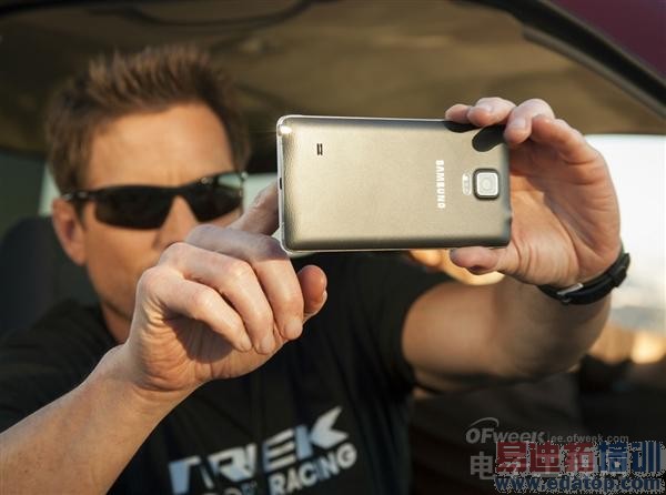 三星Galaxy Note四代同堂汇总:海量官方高清【图赏】