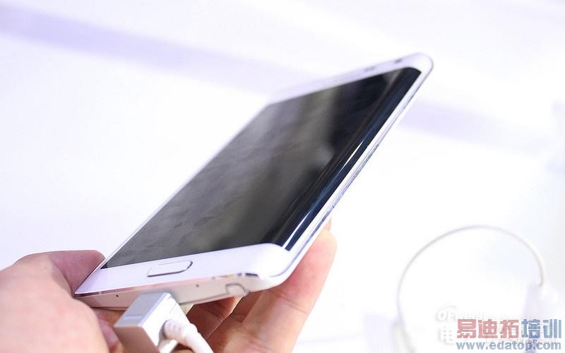 ������Ʒ���������콢Note 4/��������Galaxy Note Edge�Ա�����