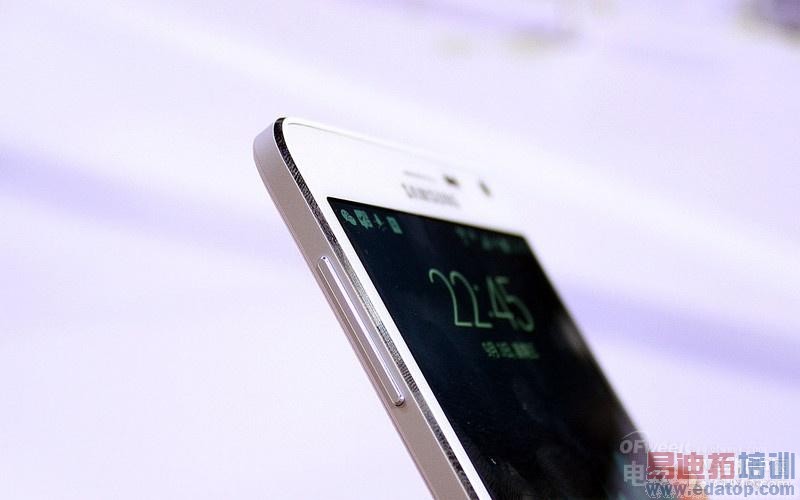 ������Ʒ���������콢Note 4/��������Galaxy Note Edge�Ա�����