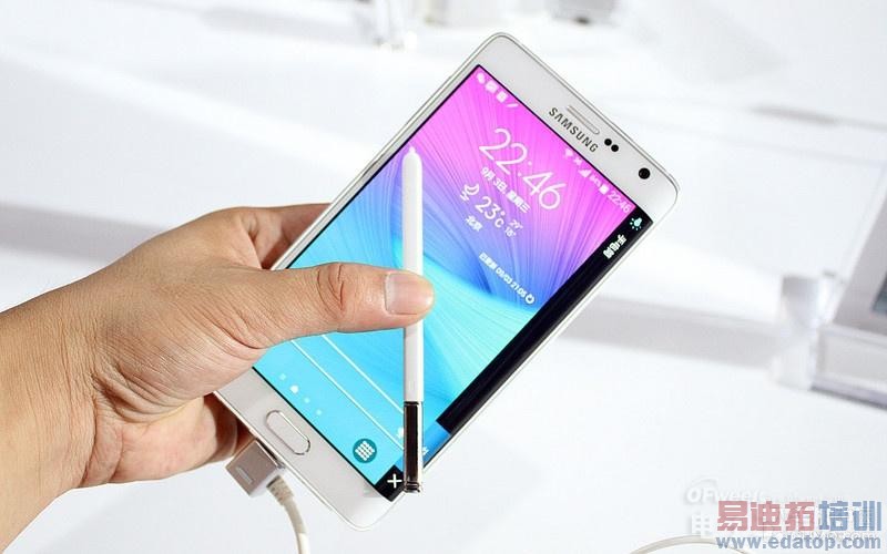 三星新品发布:新旗舰Note 4/曲面屏机Galaxy Note Edge对比评测