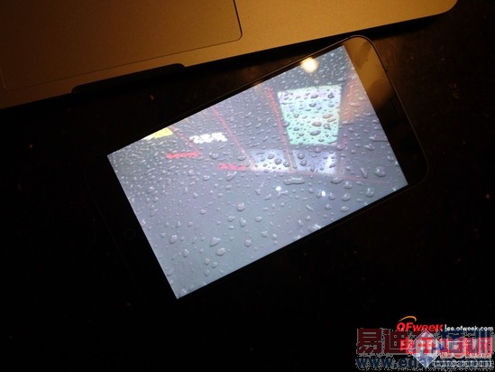 魅族MX4 VS 小米4对比评测:国产强机巅峰对决(图+视频)