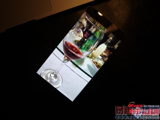 魅族MX4 VS 小米4对比评测:国产强机巅峰对决(图+视频)