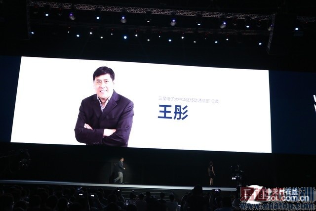 iphone 6����ǰ����ʹ������note 4������ͼ��ʢ��