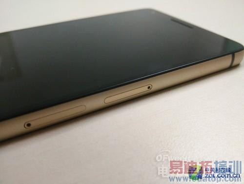 小米4劲敌 富可视新机搭载骁龙801欲攻大陆市场