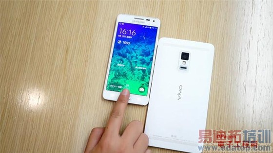 ָ��ʶ���ֳ����飺��󳡾�ģ�⡾��Ƶ+ͼ��iPhone/��ΪMate7