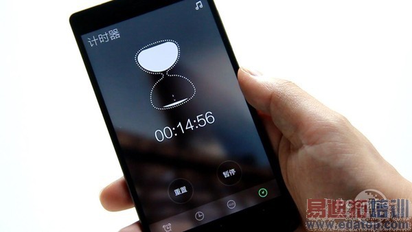 IUNI U3�����Ĵ�2K���ֻ�������˭�ܿ�������MX4 Pro��