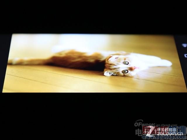 ��ΪMate 7/����ʯ��P7/ȫ����G7��Ļר��ԱȲ���