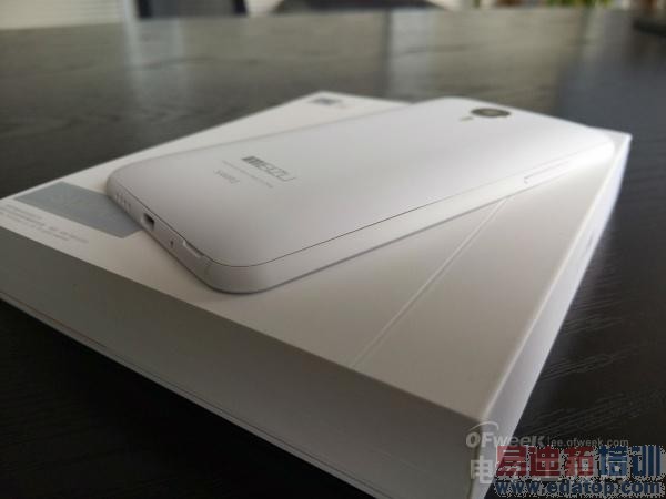 ����MX4��ɫ���ɫ�Ա����⣺���������ص���ײ��ͼ+��Ƶ��