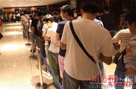 ����Ļ���ѿ�takee1ȫϢ�ֻ����أ�ȫϢ��ʾ����or��ͷ��