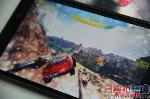 ����MX4 Pro 2K��ֵ���ڴ�������MX4/IUNI U3�Ա�����