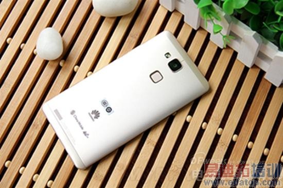 ��ΪMate 7���⣺�Լ۱Ƚ�ɱ����MX4 6��ȫ������ƴiphone6