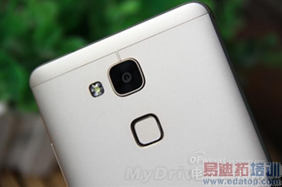 ��ΪMate 7���⣺�Լ۱Ƚ�ɱ����MX4 6��ȫ������ƴiphone6