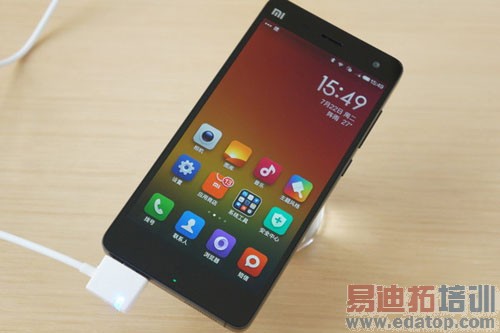 ����MX4/С��4�Ա����⣺˭�������Լ۱�֮����