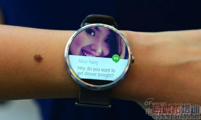 ƴ�ˣ�Moto 360����Apple Watch����Moto 360��ϸ���ͼ��