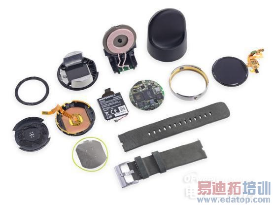 拼了!Moto 360狂拆机死磕Apple Watch