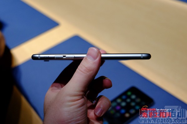 �Ա����⣺����MX4 vs iPhone6 ������