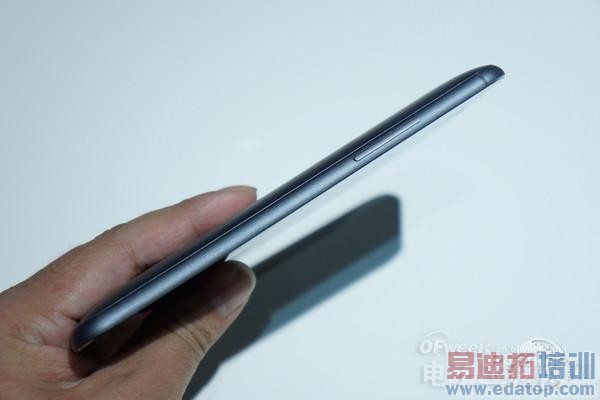 �Ա����⣺����MX4 vs iPhone6 ������