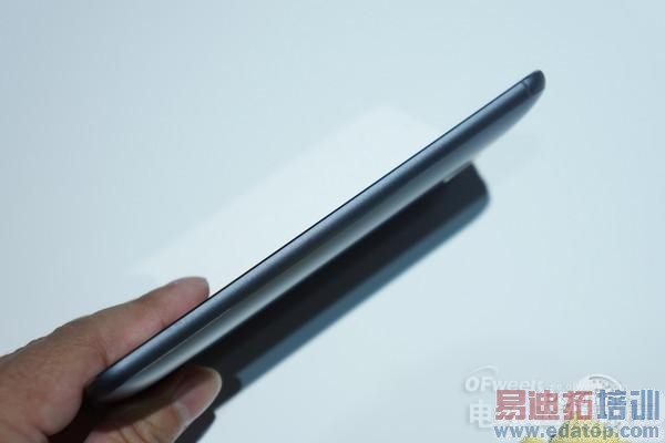 对比评测:魅族MX4 vs iPhone6 国内外