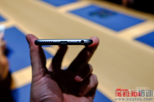 iPhone6/Plus�������⣺����MX4/С��4�ɹ���Ϯ��