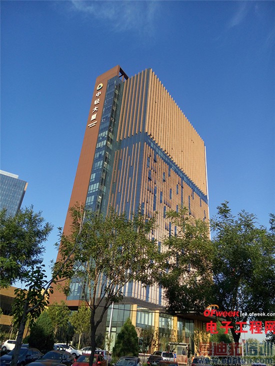 魅族MX4/一加手机对比评测:性价比秒杀小米4/iPhone6