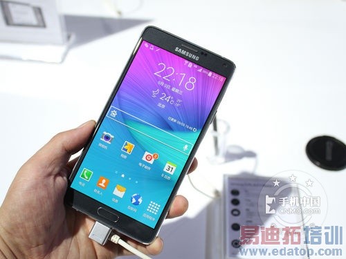 ����MX4 ProΪ�λ���2K�� 2K�������콢���̵�