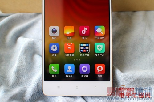 ��ͼ�͡�����MX4/С��4/HTC Butterfly 2��ɫ��Ա��Ǹ���Ư����