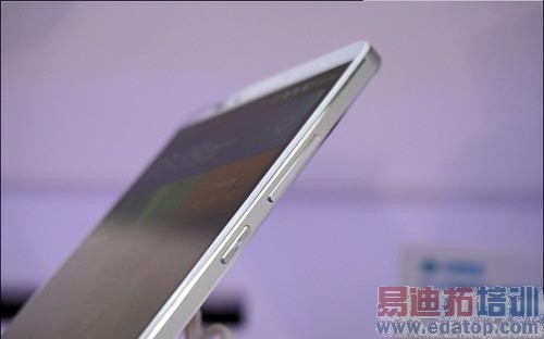 ��Ϊ���µ��콢Mate7��ɫ��