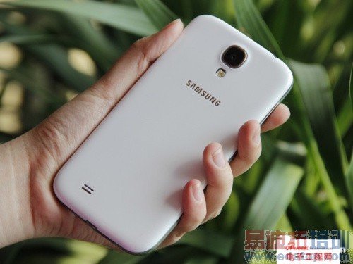 ѧ�ò�����iphone ��4/MX4/��ҫ6Լ��������PK��ͼ�����⣩