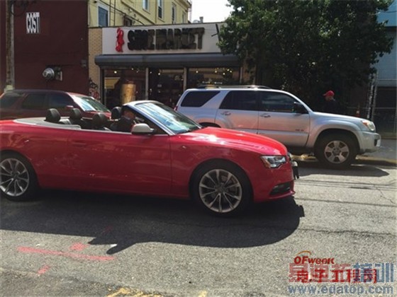 ��ɱ������ͷ��iPhone 6 Plus������������ ���۵���ʱ