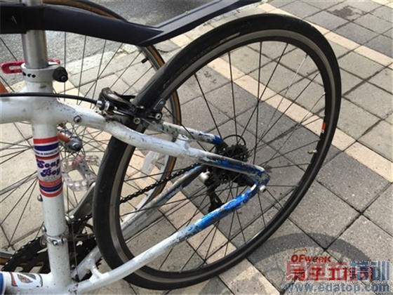 ��ɱ������ͷ��iPhone 6 Plus������������ ���۵���ʱ