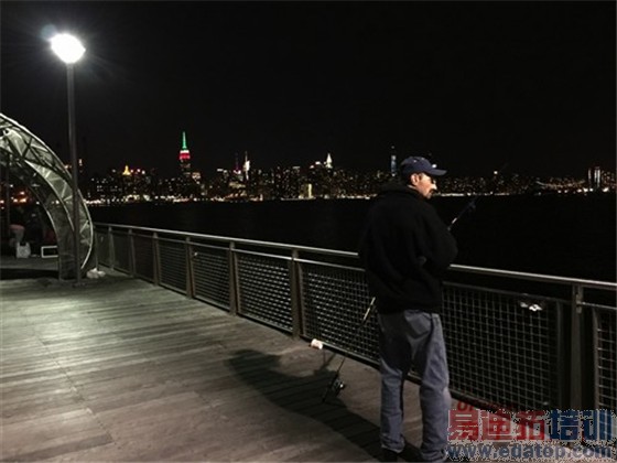 ��ɱ������ͷ��iPhone 6 Plus������������ ���۵���ʱ