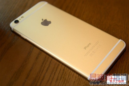 魅族/小米激战正酣苹果已悄悄来袭 iPhone 6/Plus开箱对比评测