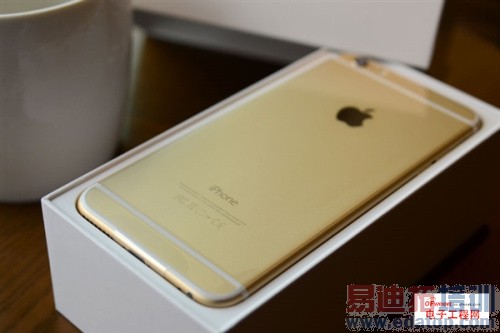 魅族/小米激战正酣苹果已悄悄来袭 iPhone 6/Plus开箱对比评测