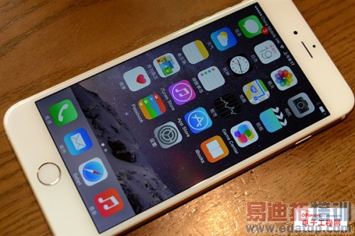 魅族/小米激战正酣苹果已悄悄来袭 iPhone 6/Plus开箱对比评测