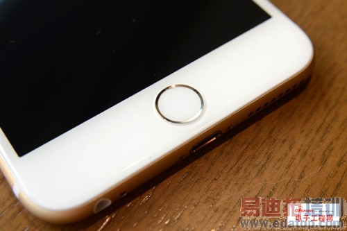 魅族/小米激战正酣苹果已悄悄来袭 iPhone 6/Plus开箱对比评测