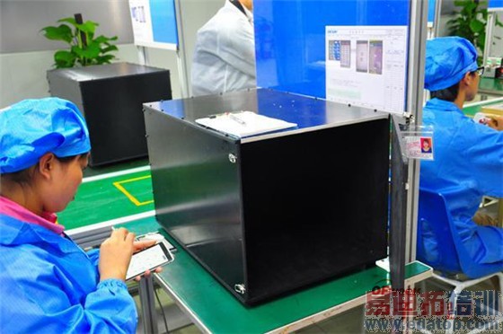 【揭秘】现场体验制作:下代takee全息手机能否引领视觉新革命?