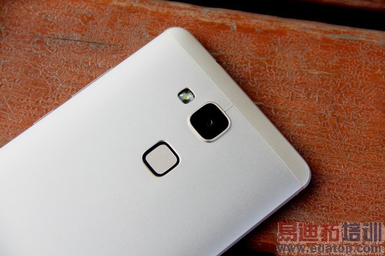 华为Mate7深度评测:余承东得意之作 海思芯大放异彩