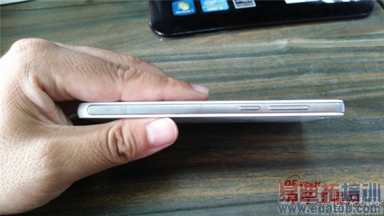 ��Ϊ��ҫ6������⣺����920���ȸ�ͨ801 ����·����̱�