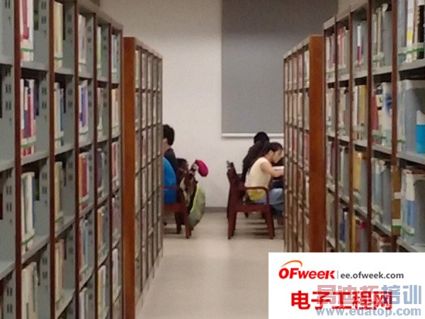 新一代IUNI U3对比IUNI U2:后浪剿杀前浪?