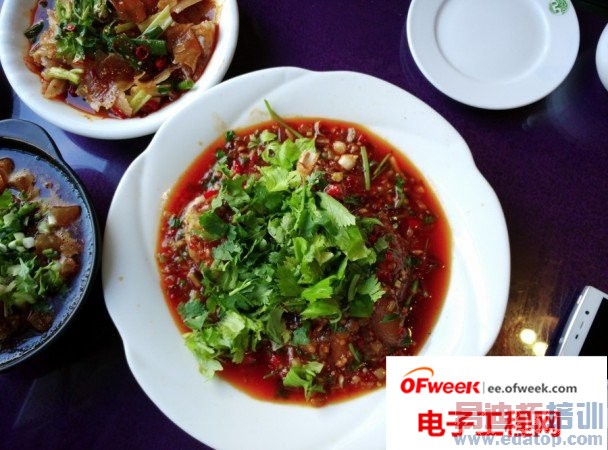 ��һ��IUNI U3�Ա�IUNI U2�����˽�ɱǰ�ˣ�