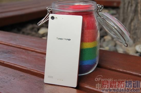 ��ͼ�ġ������ֻ��ļ�ǿ��MX4/Mate7/VIBE X2/IUNI U3���öԱ�