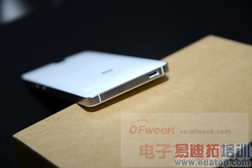 С��4�ƶ�4G�����ּ��ղ�����ͻ������MX4 �ֲ��̰壨ͼ�ͣ�